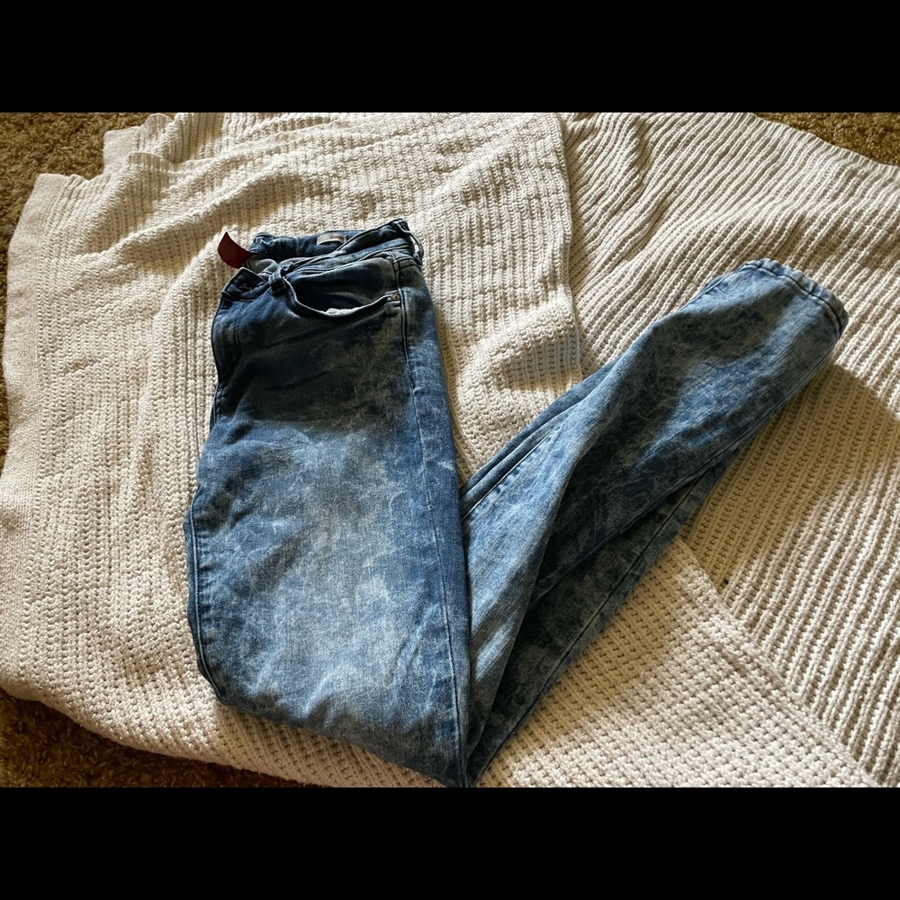 Skinny jeans